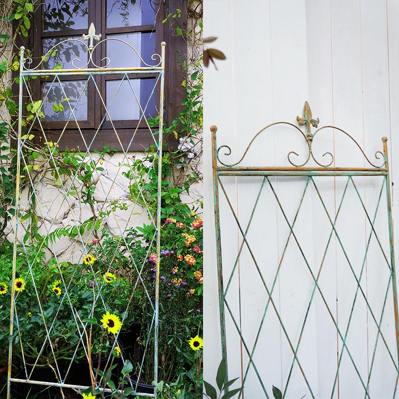 Iron flower stand climbing rose rose clematis plant old garden balcony partition grid climbing bracket