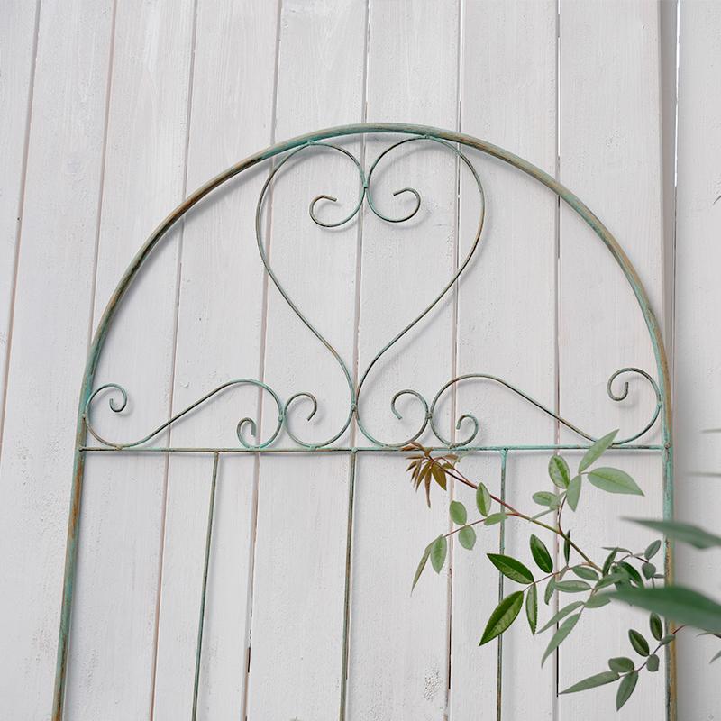 Garden climbing trellis, iron screen, retro, old rose, plant, balcony, outdoor courtyard, garden climbing trellis