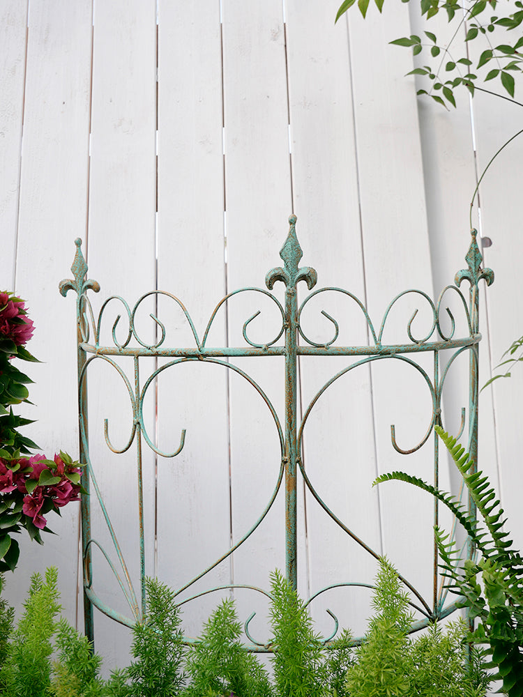 Wrought iron tree fence fence rust-proof guardrail old garden round semi-circular outdoor courtyard European climbing bracket