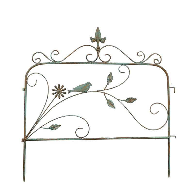 Garden fence iron retro old courtyard decoration small fence outdoor balcony plant support flower rack climbing rack