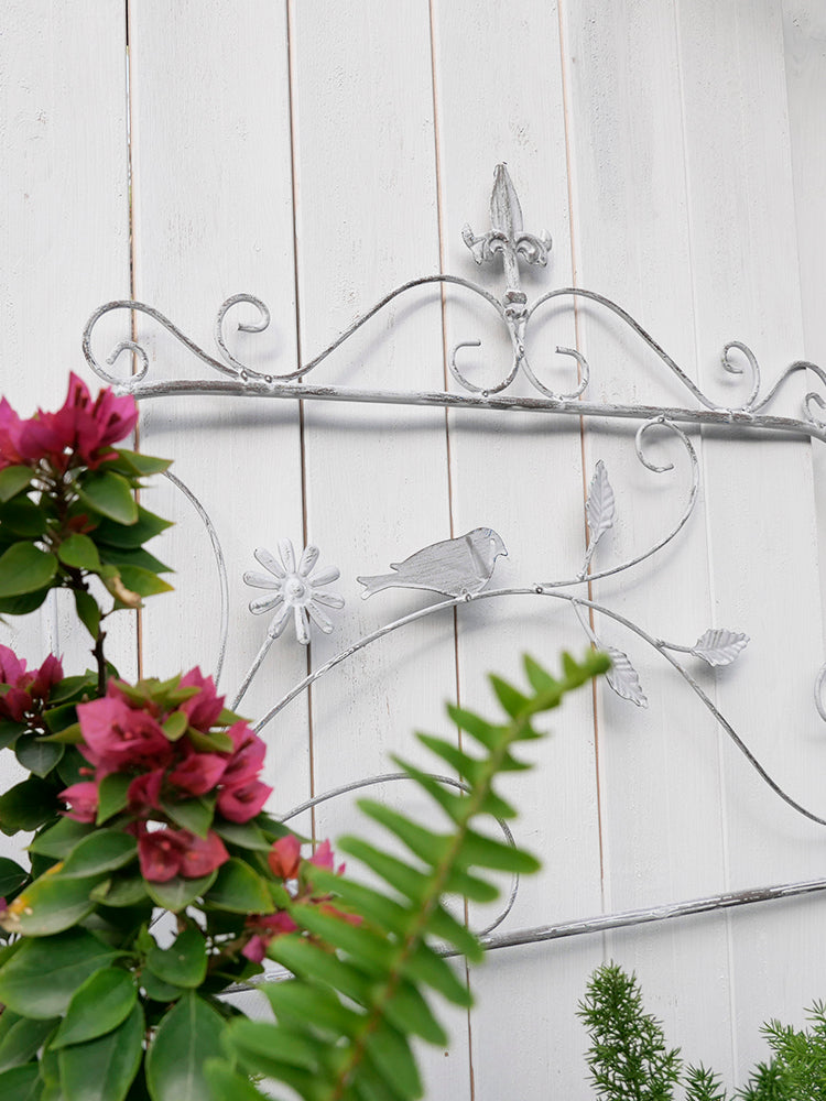 Garden fence iron retro old courtyard decoration small fence outdoor balcony plant support flower rack climbing rack