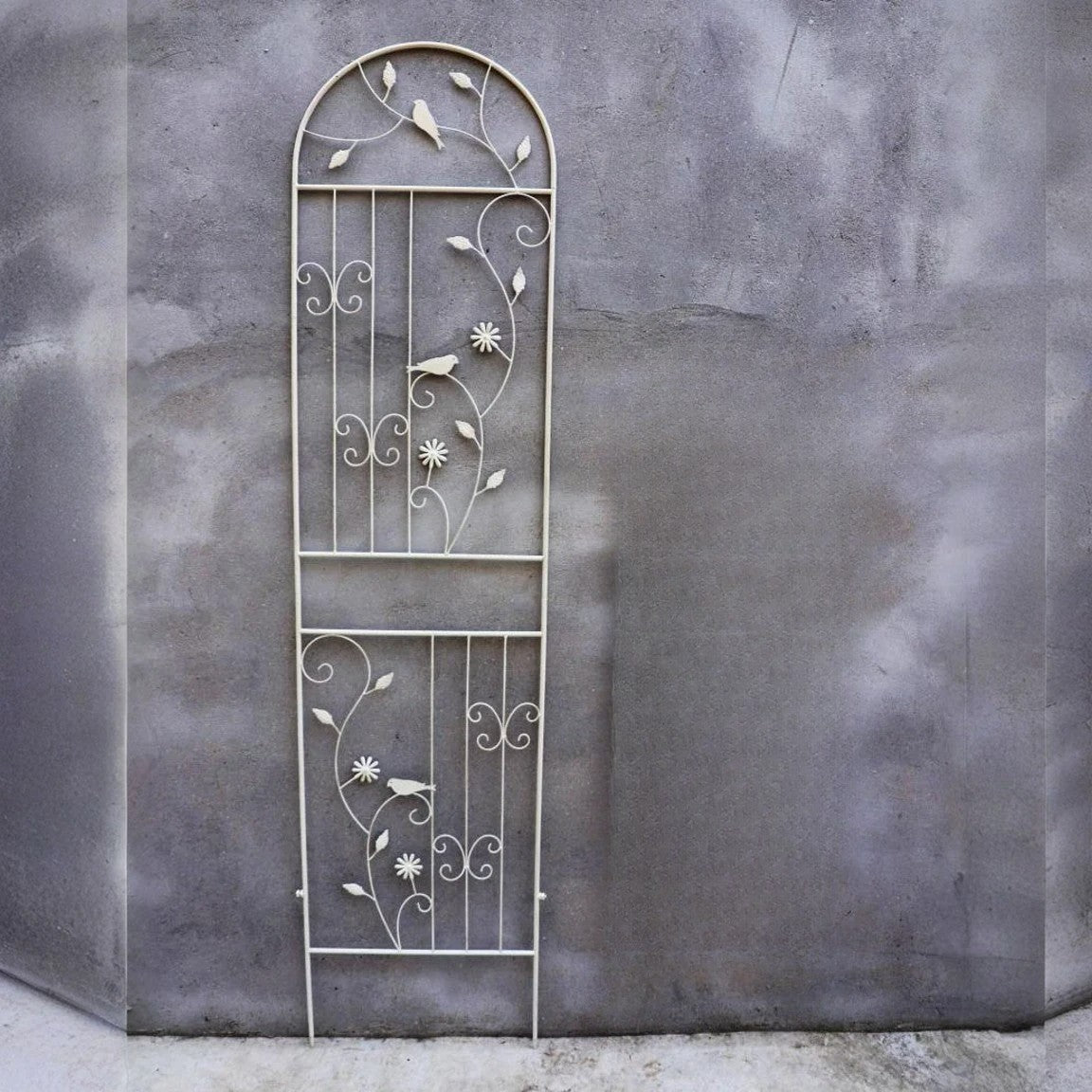 1.6m-2.1m floor-standing climbing frame with base European style iron art old screen flower curtain rose iron clematis climbing frame