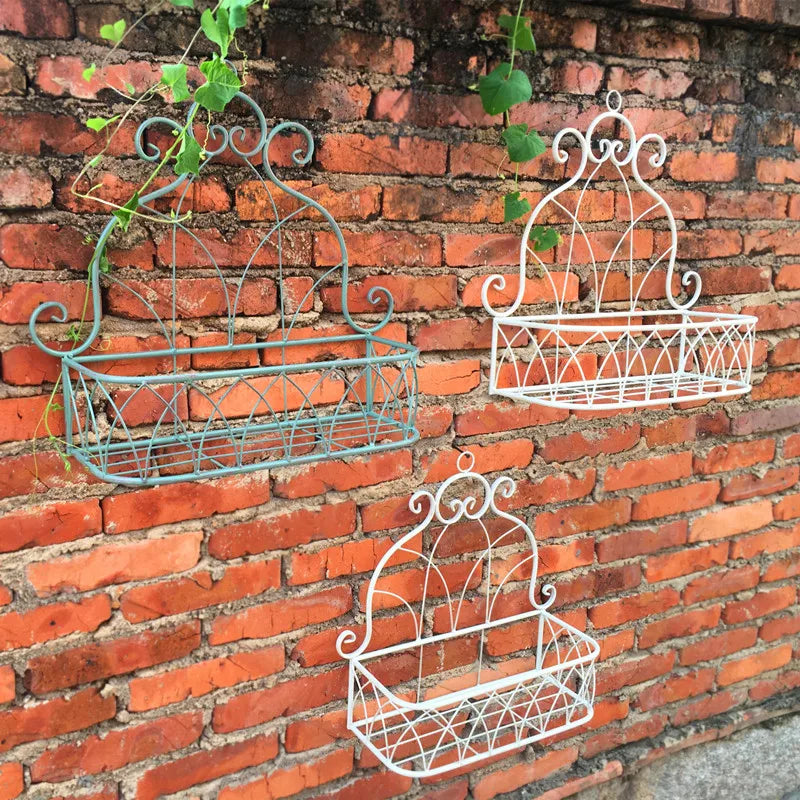 Retro Wall-Mounted Flower Basket Metal Iron Shelf Outdoor Garden Balcony Ornaments Flower Pots & Planters Flower Stand