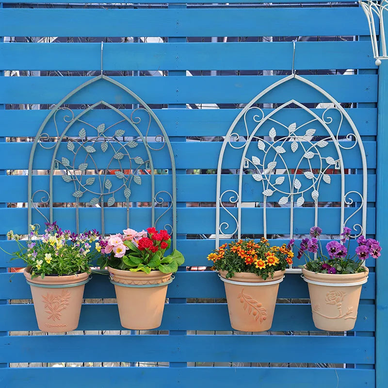 Outdoor wall mounted hanging iron flower pot holder Metal wall hanging plant pot stand holder plant holder stand