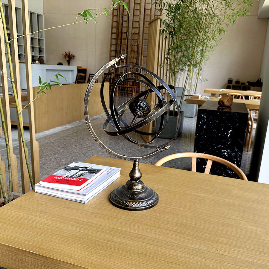 Retro creative iron globe ornaments American TV cabinet wine cabinet decorations office desk home furnishings