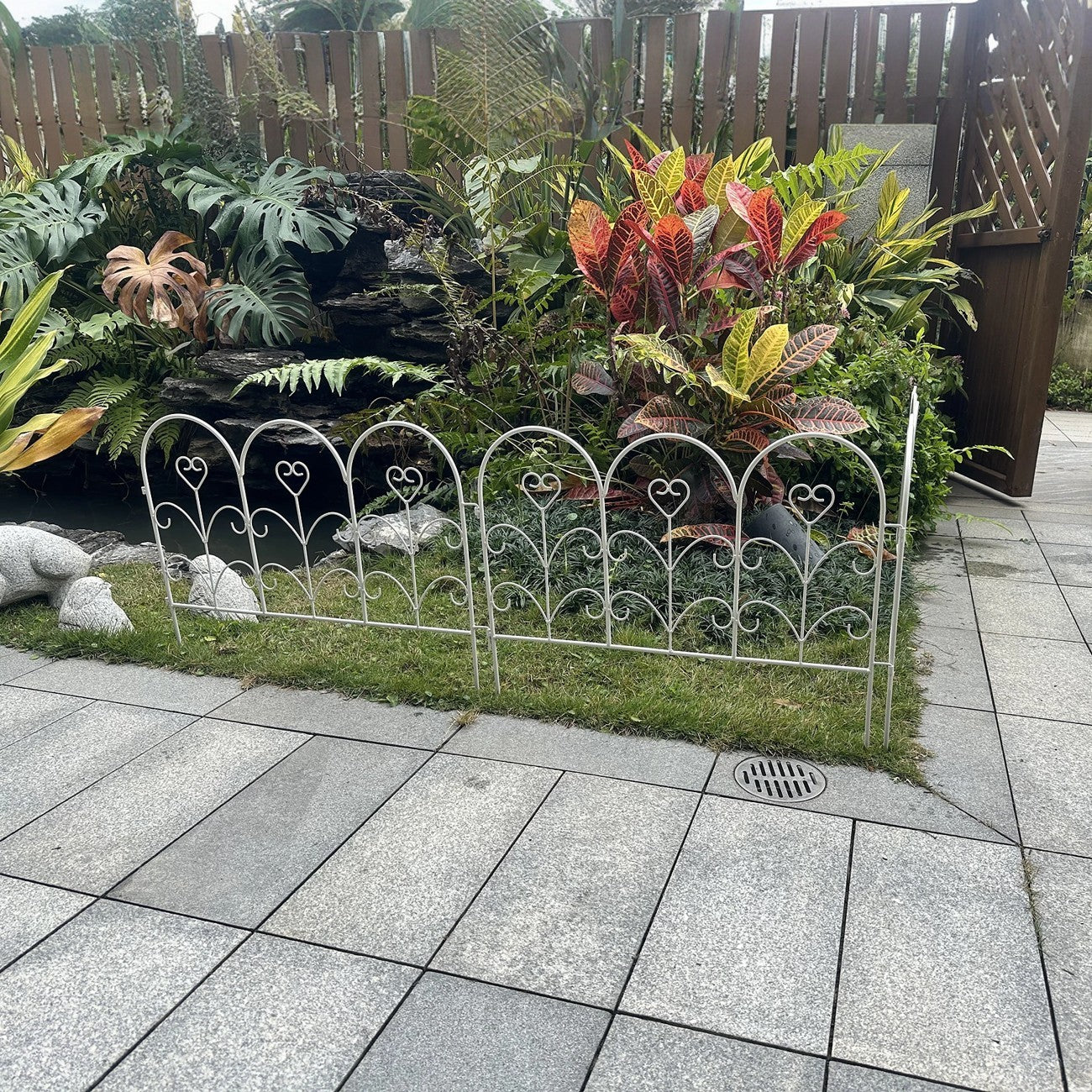 Wrought iron small fence American style old fence garden courtyard decoration outdoor low guardrail partition fence