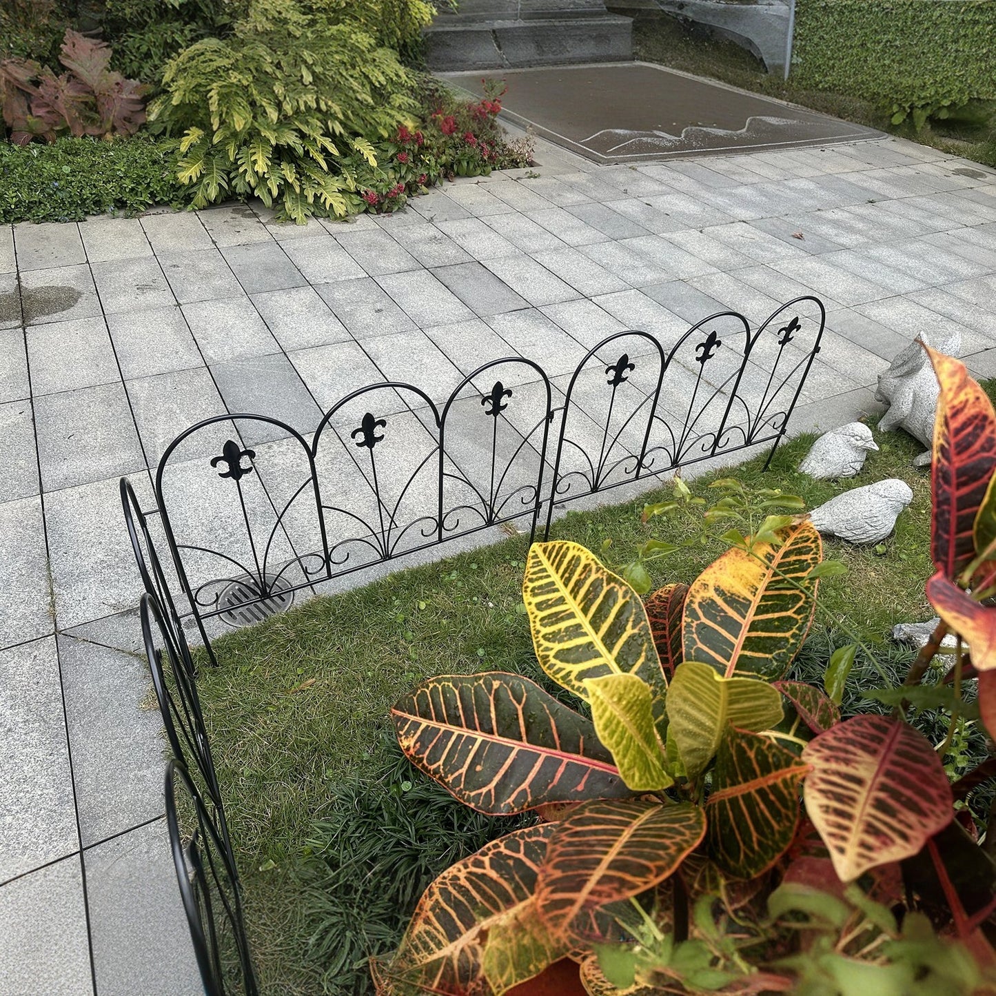 Wrought iron small fence American style old fence garden courtyard decoration outdoor low guardrail partition fence