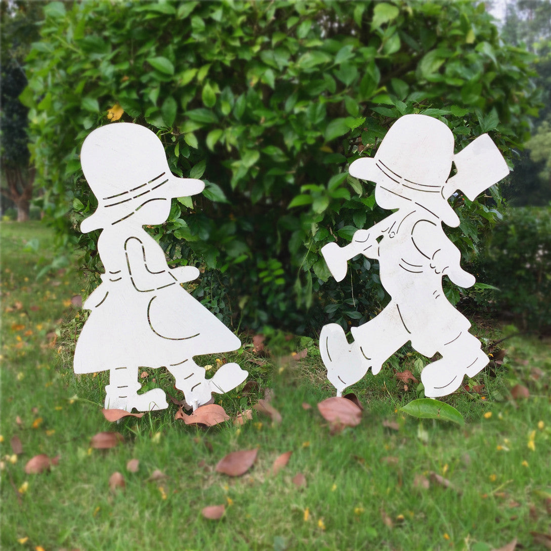 Garden Decor Boy and girl Outdoor Garden Yard Metal Decorative Stake for Garden