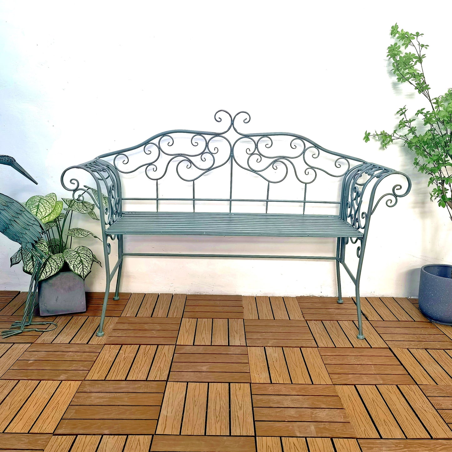 Vintage Metal Wrought Iron Foldable Slatted Design Patio Bench Outdoor Garden Bench