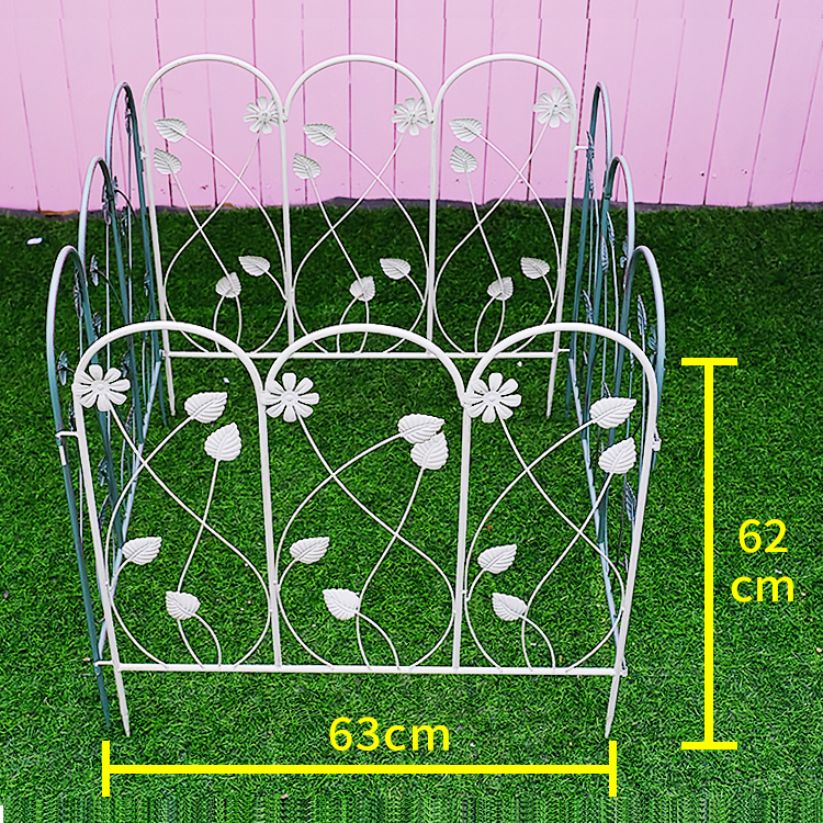 Outdoor iron fence retro flower and bird coral fence garden decoration isolation guardrail iron wire climbing frame gardening products