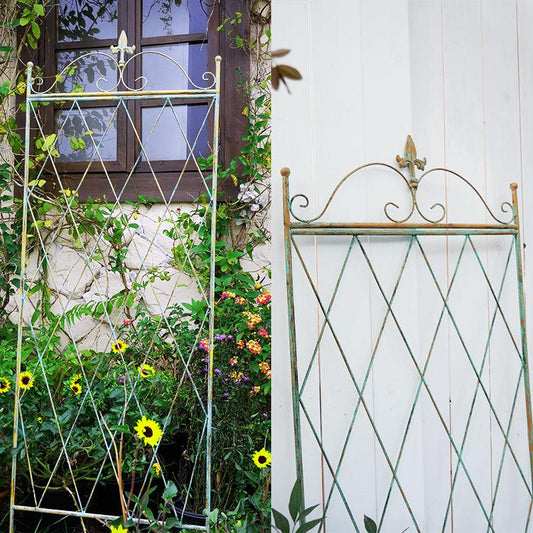 Iron flower stand climbing rose rose clematis plant old garden balcony partition grid climbing bracket