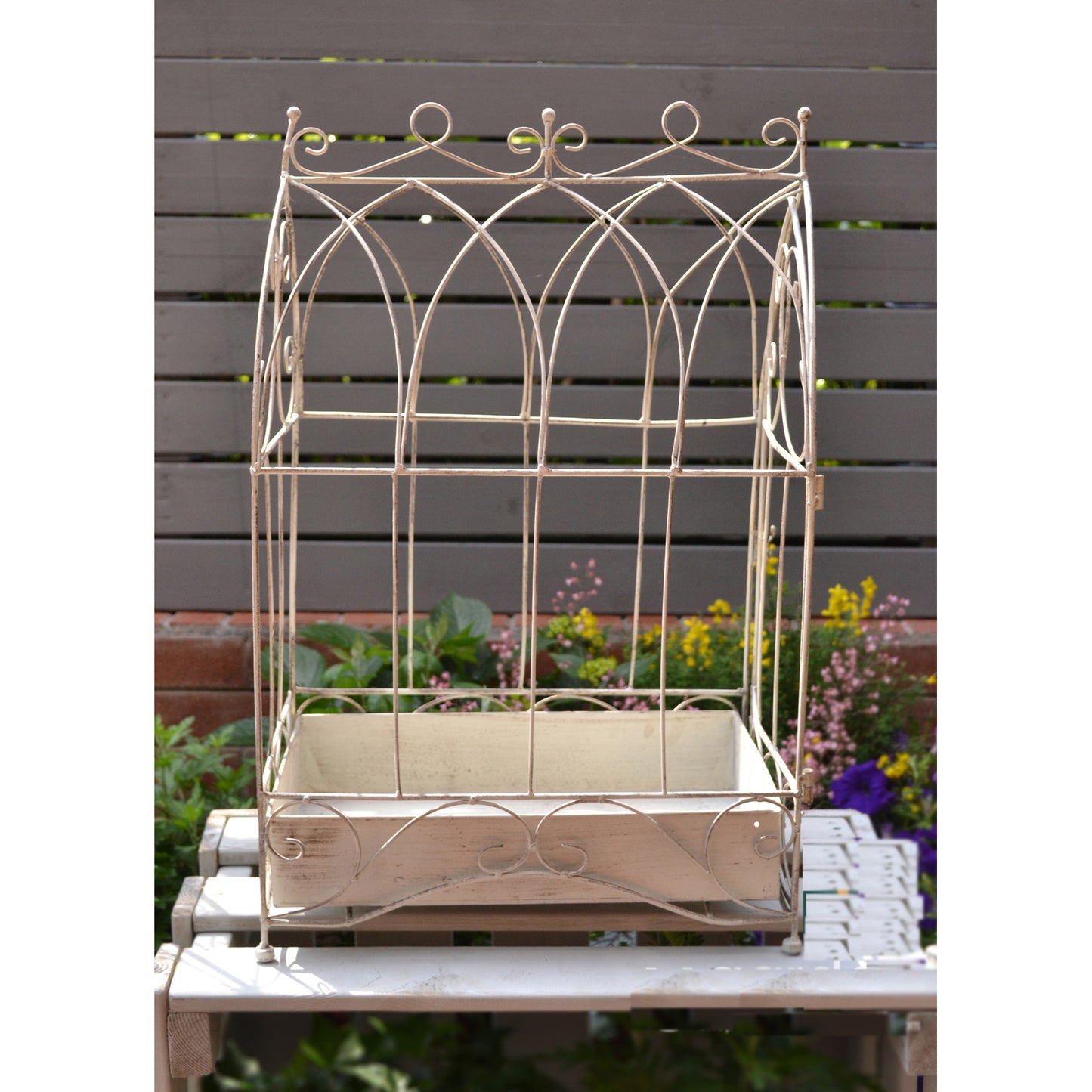 Wholesale 2 Sets Wire Cage Plant Stand metal decorative bird cages for flower shelf