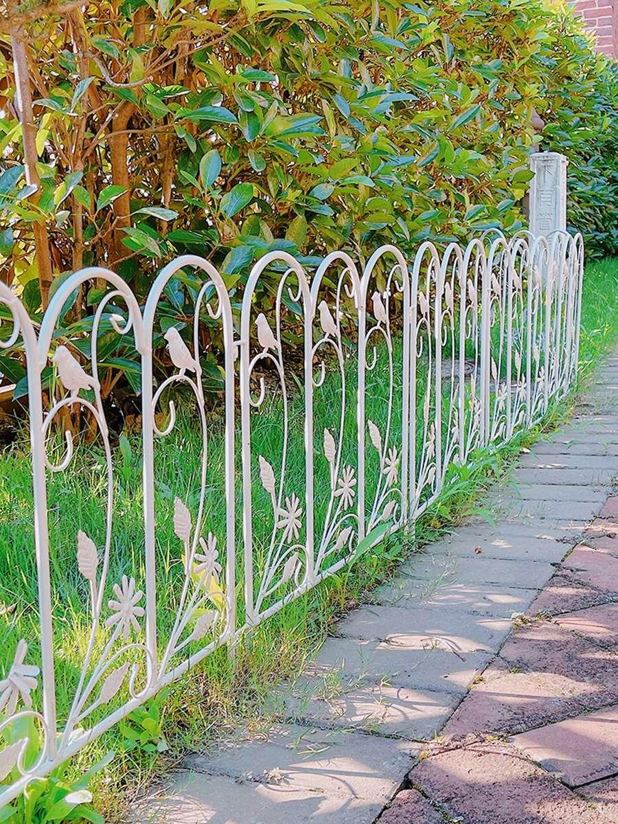 Outdoor Garden Decorative Border Yard Pathways Patio Metal Lawn Edge Fence Panel