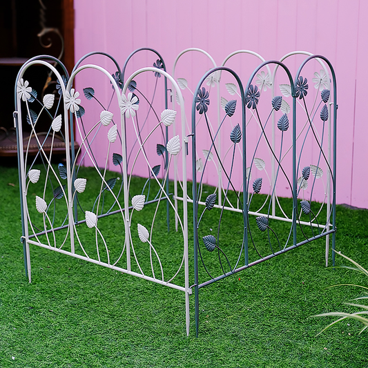 Outdoor iron fence retro flower and bird coral fence garden decoration isolation guardrail iron wire climbing frame gardening products