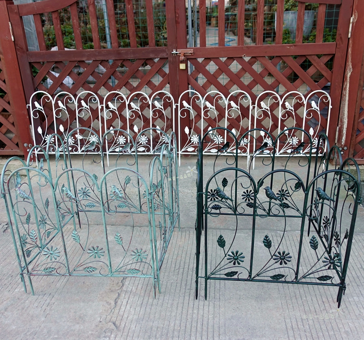 Outdoor Garden Decorative Border Yard Pathways Patio Metal Lawn Edge Fence Panel